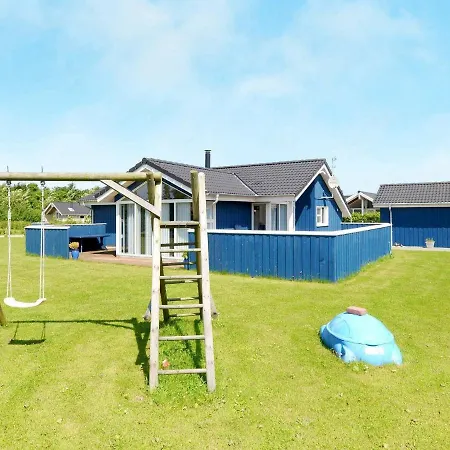 Three-bedroom In 52 Hemmet